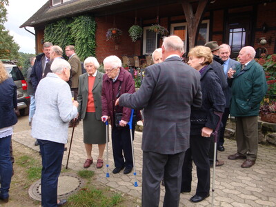 Die ganze Familie Rehse freute sich &uuml;ber den  Besuch und die Auszeichnung